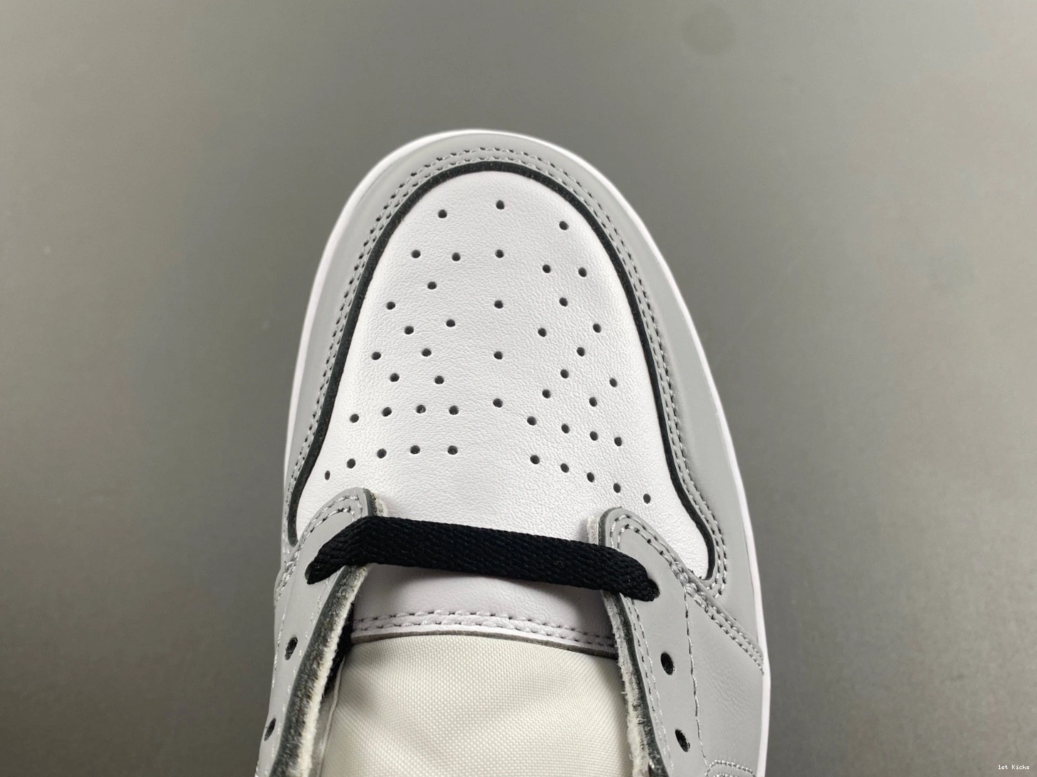 CZ0790-110 1 OG Jordan Air Barons  Low 0218